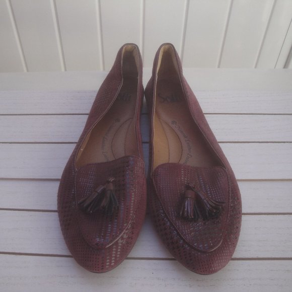 Sofft Loafers with Tassles Burgandy Leather Soft 9M - Picture 1 of 10